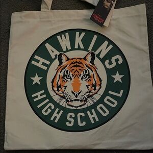 Stranger Things Hawkins High School Canvas Tote Bag - White and Green